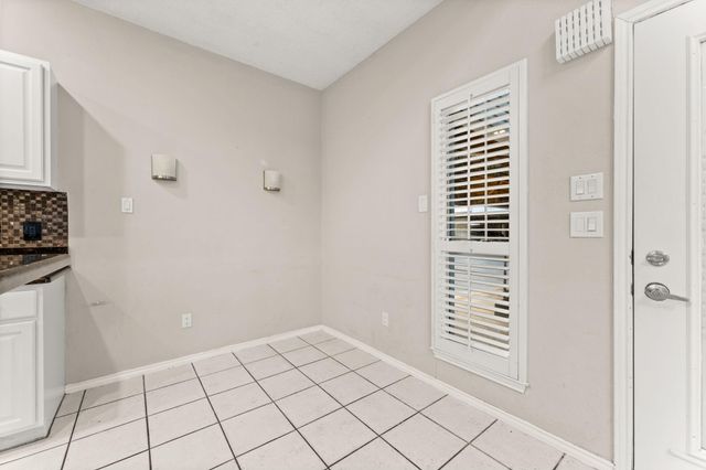 2520 Quarry RD 104, Austin, TX 78703