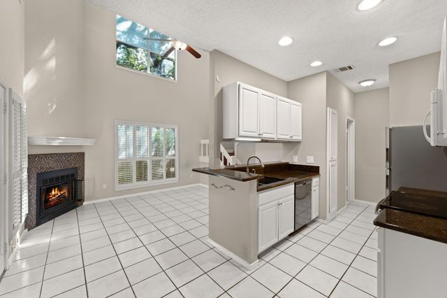 2520 Quarry RD 104, Austin, TX 78703