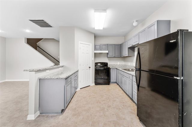 9610 Buffum Street B, Houston, TX 77051