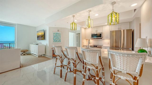 800 N TAMIAMI TRAIL 1111, Sarasota, FL 34236