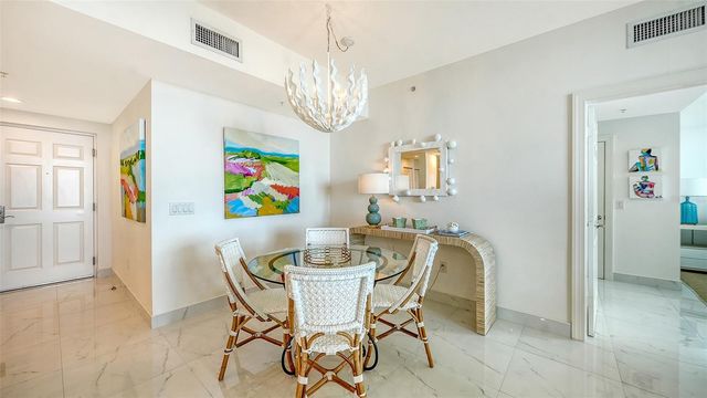 800 N TAMIAMI TRAIL 1111, Sarasota, FL 34236