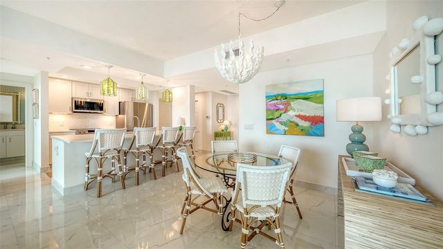 800 N TAMIAMI TRAIL 1111, Sarasota, FL 34236