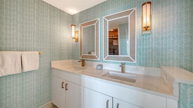 800 N TAMIAMI TRAIL 1111, Sarasota, FL 34236