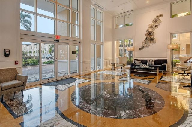 800 N TAMIAMI TRAIL 1111, Sarasota, FL 34236