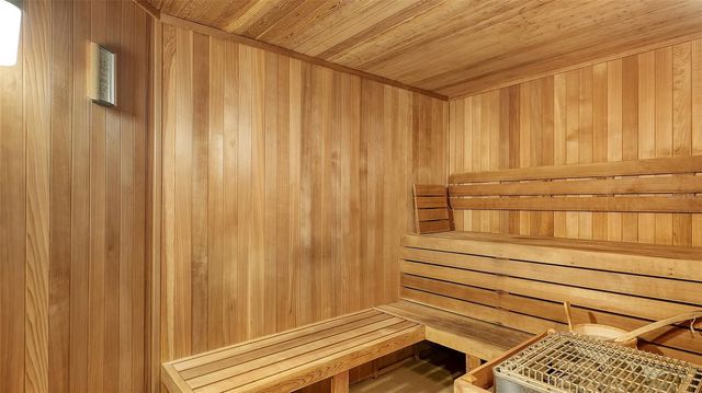 800 N TAMIAMI TRAIL 1111, Sarasota, FL 34236