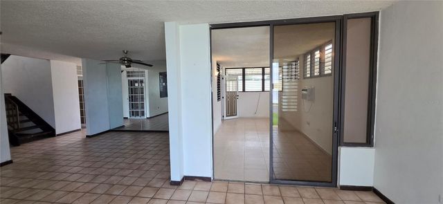 ST 1 ESTANCIAS DE SAN FERNANDO, Carolina, PR 00985