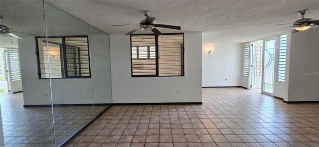 ST 1 ESTANCIAS DE SAN FERNANDO, Carolina, PR 00985
