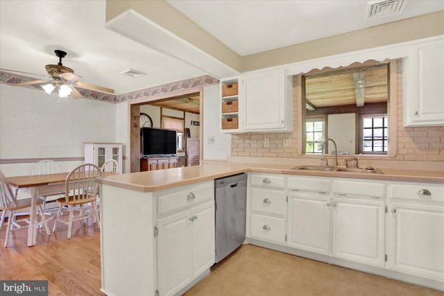 326 R ST, Steelton, PA 17113