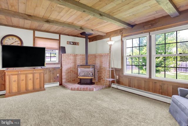 326 R ST, Steelton, PA 17113