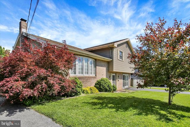 326 R ST, Steelton, PA 17113