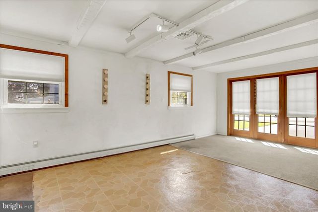326 R ST, Steelton, PA 17113