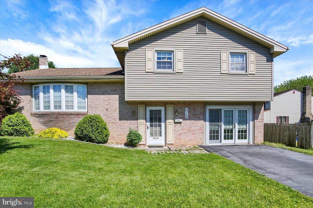 326 R ST, Steelton, PA 17113