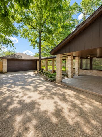 1519 Burning Tree Road, Houston, TX 77339