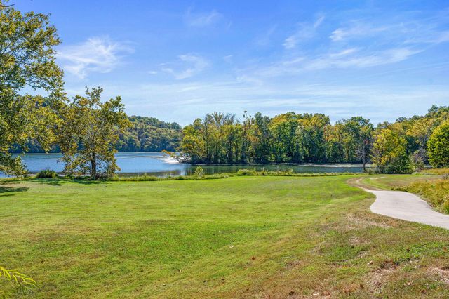 211 Turtle Rdg Drive, Branson, MO 65616