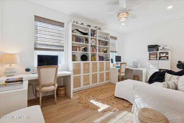 442 HAWTHORN PARK Circle, Yulee, FL 32097