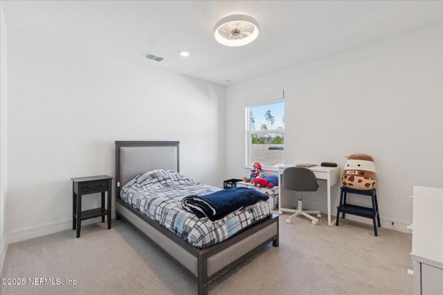 442 HAWTHORN PARK Circle, Yulee, FL 32097