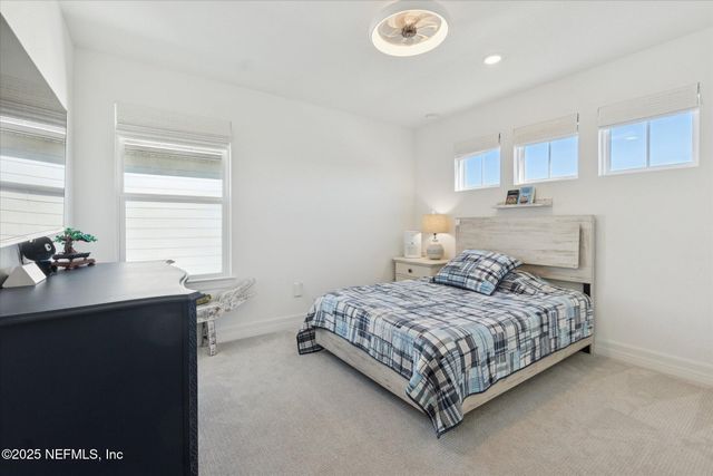 442 HAWTHORN PARK Circle, Yulee, FL 32097