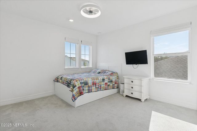 442 HAWTHORN PARK Circle, Yulee, FL 32097