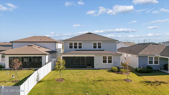 442 HAWTHORN PARK Circle, Yulee, FL 32097