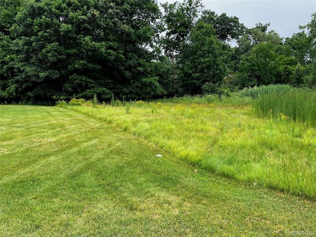 Lot 94 Hiller Road, West Bloomfield Charter Township, MI 48324