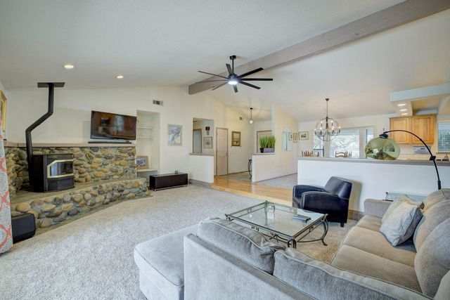 2895 Baseline Rd, Roseville, CA 95747