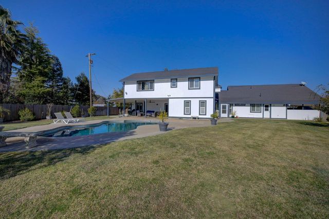 2895 Baseline Rd, Roseville, CA 95747