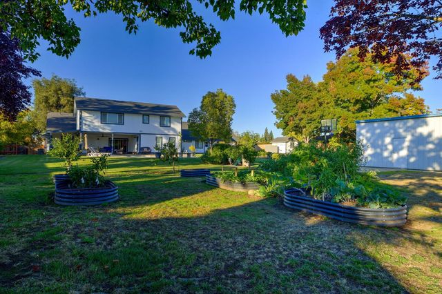 2895 Baseline Rd, Roseville, CA 95747