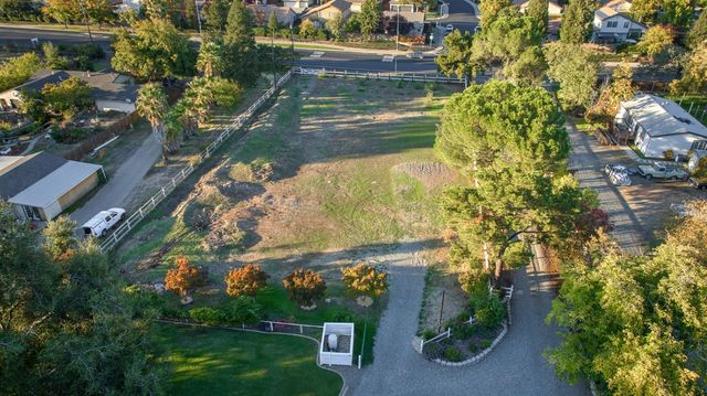 2895 Baseline Rd, Roseville, CA 95747