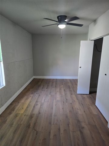 3006 Dacca Drive, Houston, TX 77051