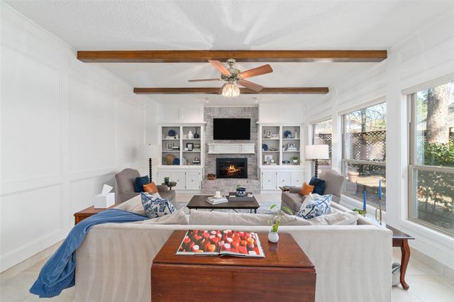 2 Noontide Circle, The Woodlands, TX 77380