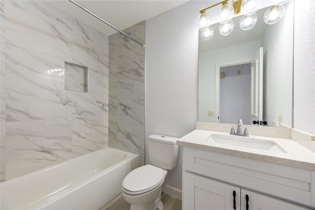 16026 Rustic Sands Drive, Houston, TX 77084