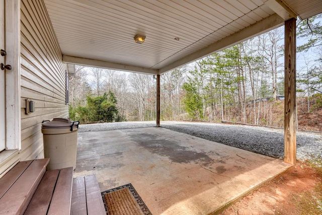 133 Underburg Lane, Franklin, NC 28734