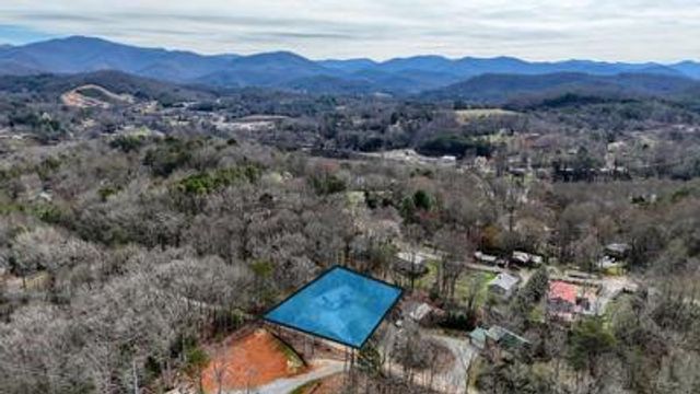 133 Underburg Lane, Franklin, NC 28734