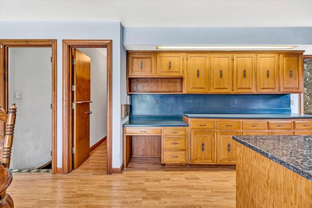 6051 Lakemont DR, Roanoke, VA 24018