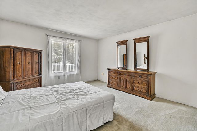 6051 Lakemont DR, Roanoke, VA 24018