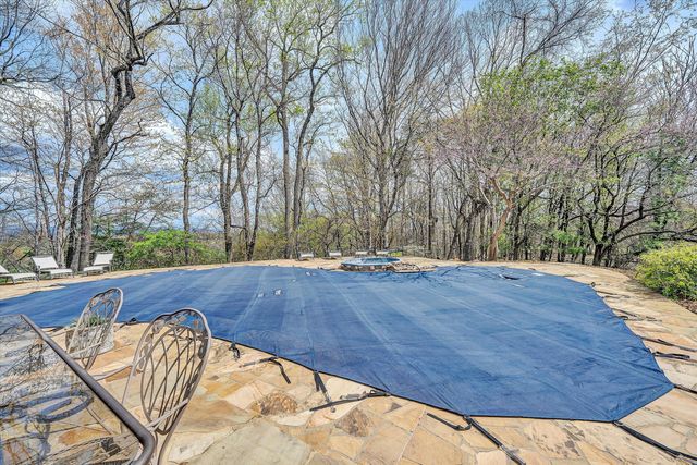 6051 Lakemont DR, Roanoke, VA 24018