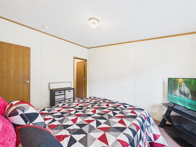 57 Sparrow Street, Keene, NH 03431