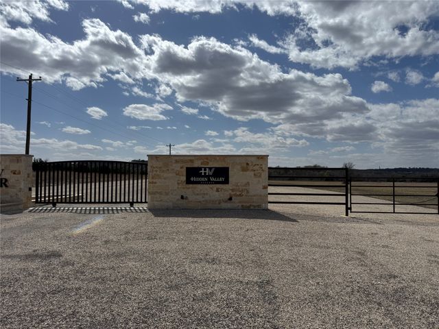 2073 Hidden Oaks Trail, Glen Rose, TX 76690
