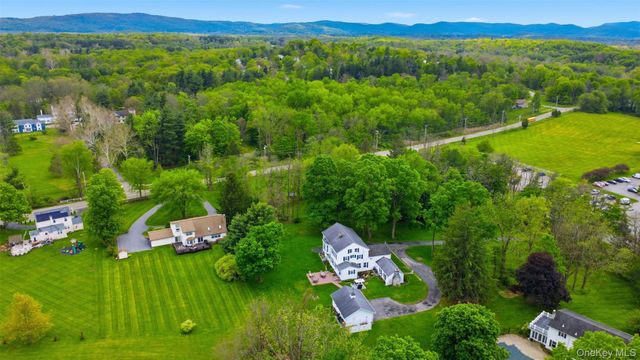 6 Country Club Road, Hopewell Junction, NY 12533