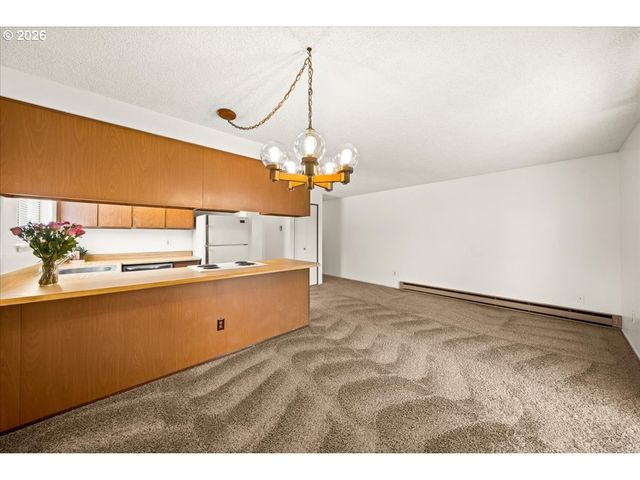 3404 19TH Ave 208, Forest Grove, OR 97116