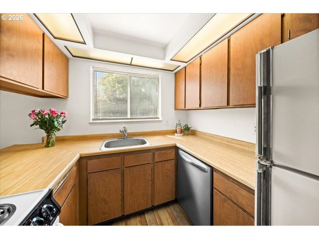 3404 19TH Ave 208, Forest Grove, OR 97116