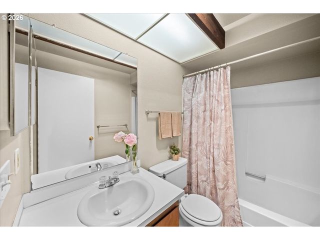 3404 19TH Ave 208, Forest Grove, OR 97116