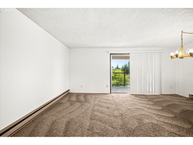 3404 19TH Ave 208, Forest Grove, OR 97116