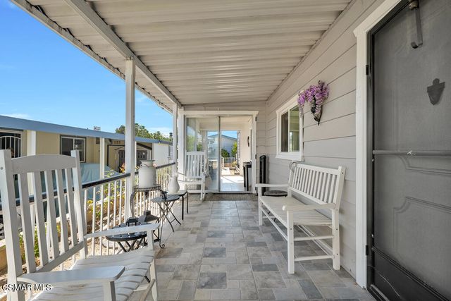 92 Poinsettia Gardens Drive, Ventura, CA 93004