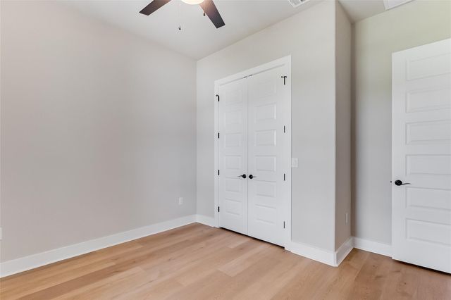 115 Draper LN, Bertram, TX 78605