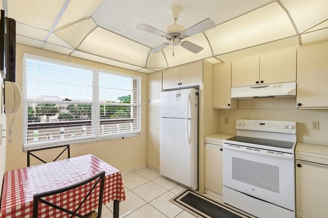 3201 Portofino Point E3, Coconut Creek, FL 33066