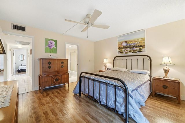 3201 Portofino Point E3, Coconut Creek, FL 33066