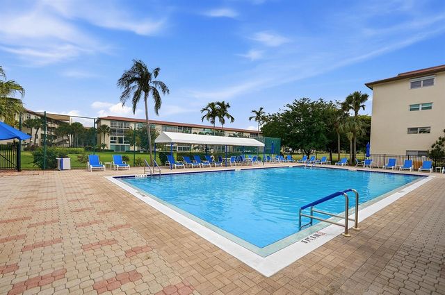 3201 Portofino Point E3, Coconut Creek, FL 33066