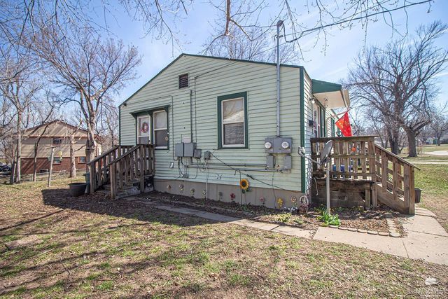 6 Lincoln Circle, Junction City, KS 66441