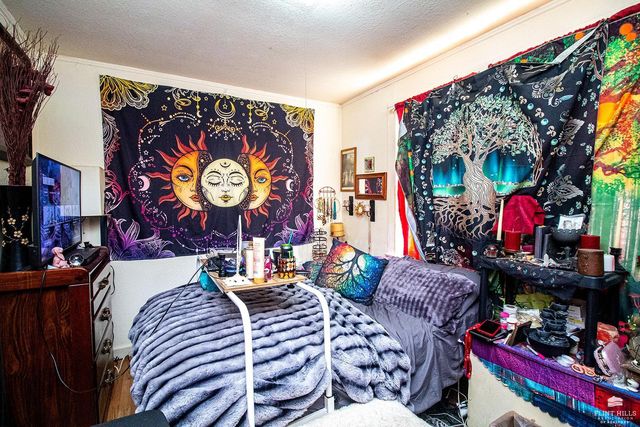 6 Lincoln Circle, Junction City, KS 66441